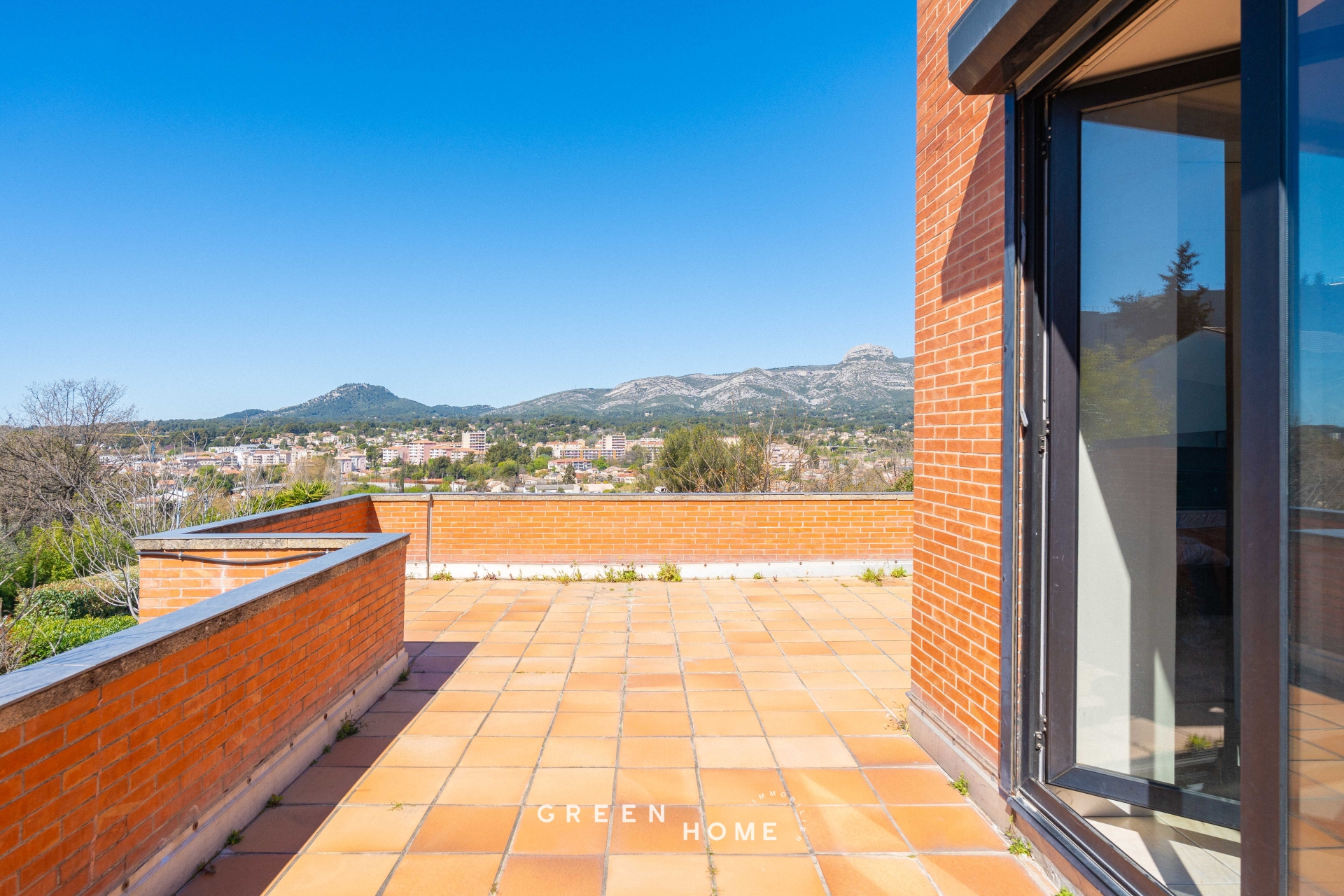 Achat Aubagne - Maison - 8 pièces