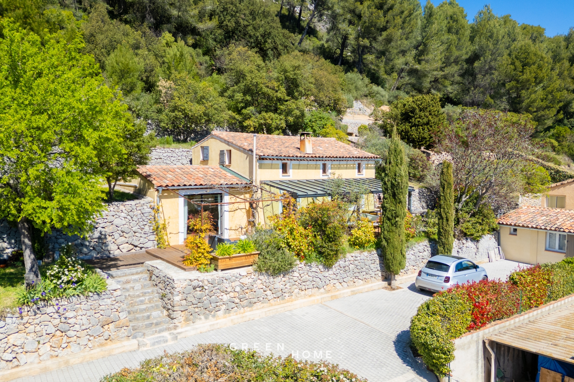 Achat Cuges-les-Pins - Sous promesse